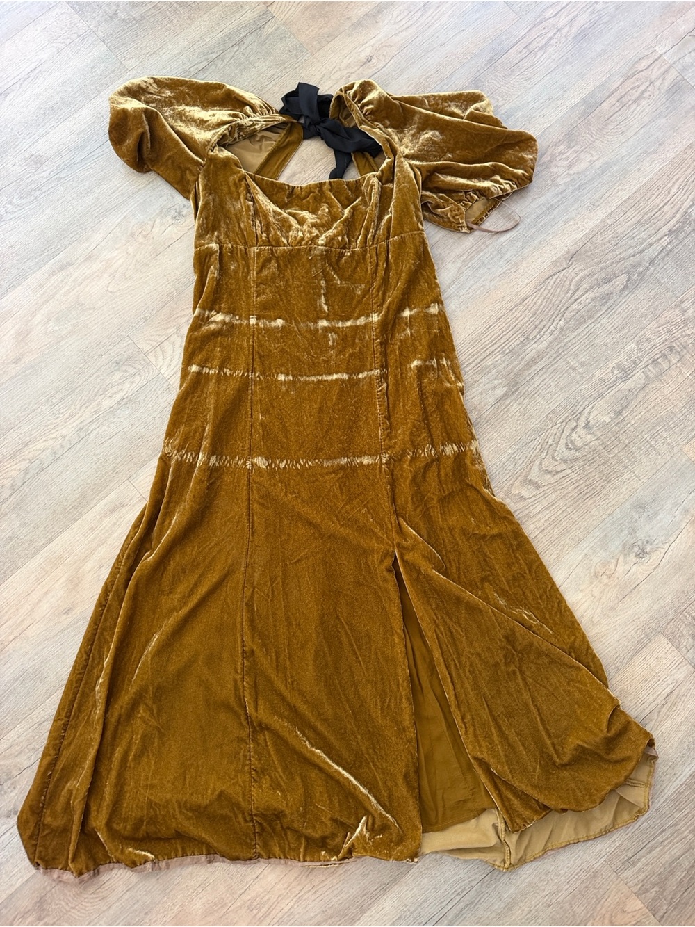 Anthropologie Golden Velvet Puff-Sleeve Midi Dress